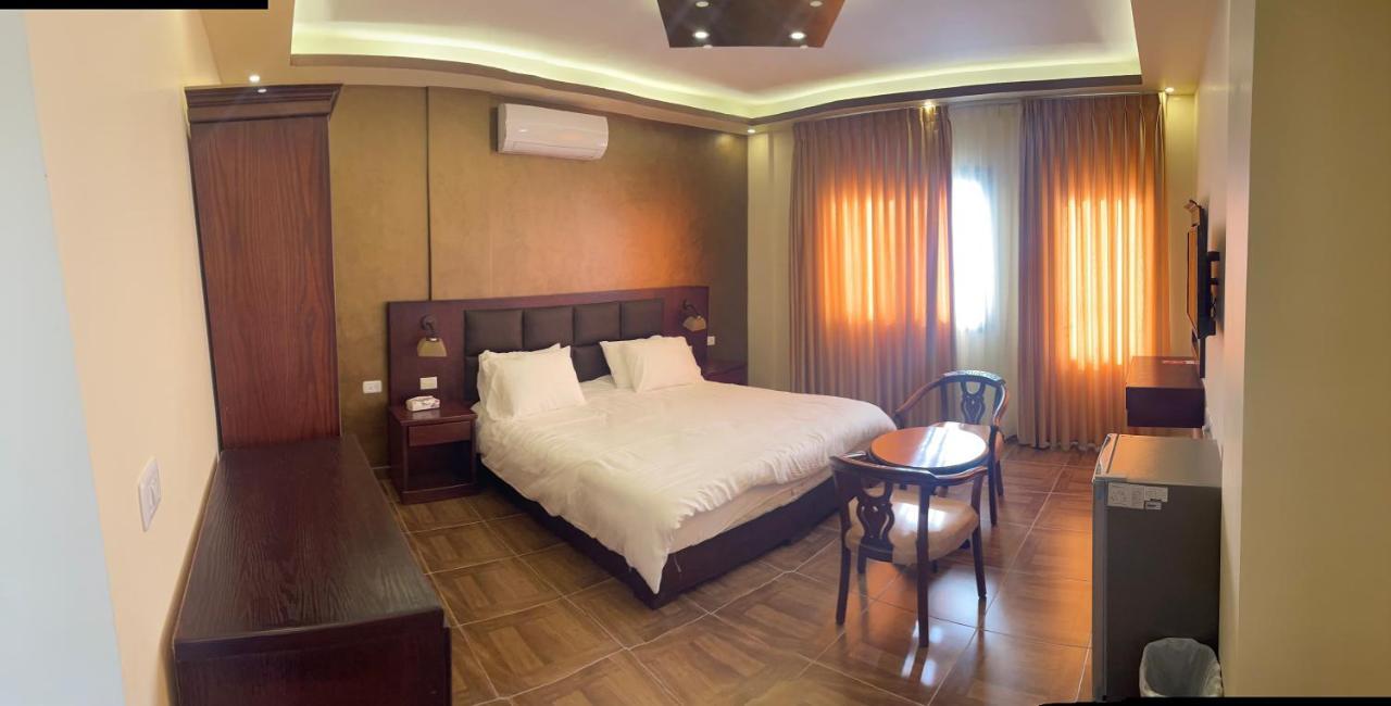 Bed and Breakfast Esperanza Petra Вади Муса Экстерьер фото